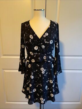 k/lab Daisy Print Dress Size Small